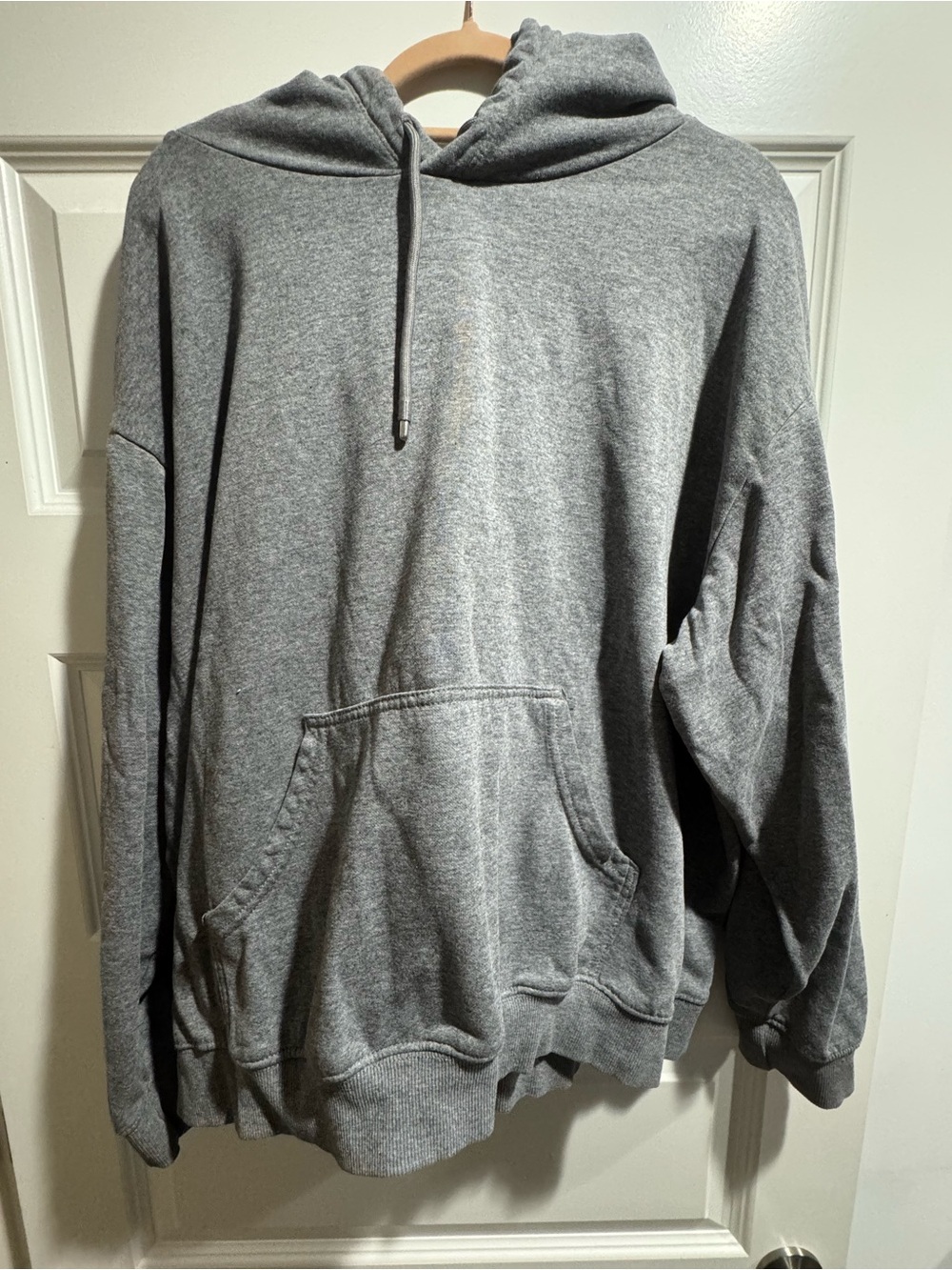 H&M Unisex Classic Gray Hooded Pullover Sweatshirt in XL